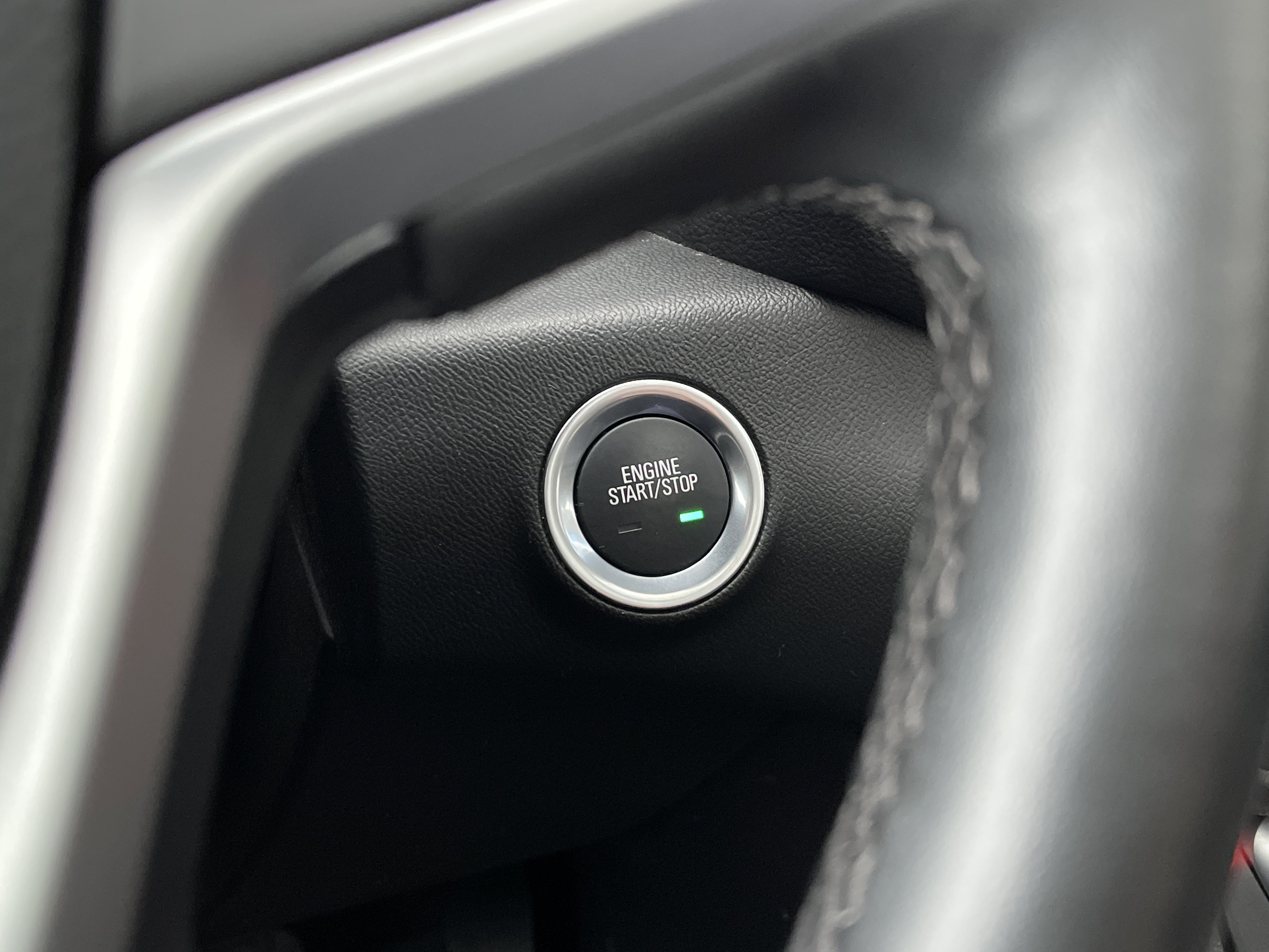 2024 Gmc Terrain SLT photo 3