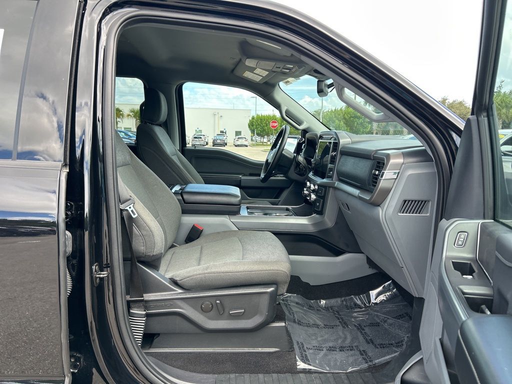 2024 Ford F-150 XLT photo 31