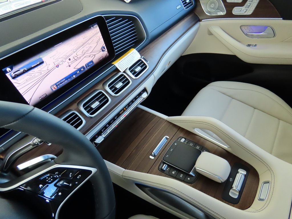 New 2024 MercedesBenz GLS GLS 450 4D Sport Utility in Merriam 16974