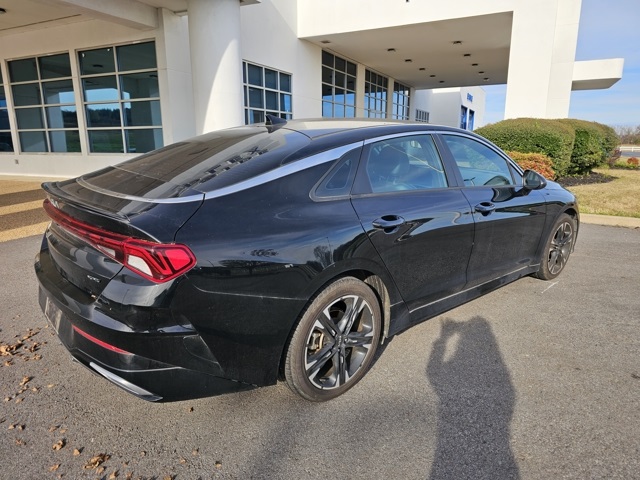 2022 Kia K5 GT-Line photo 3