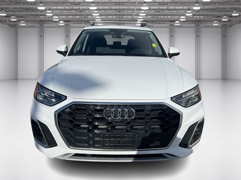 2024 Audi Q5 45 S line Premium photo 2