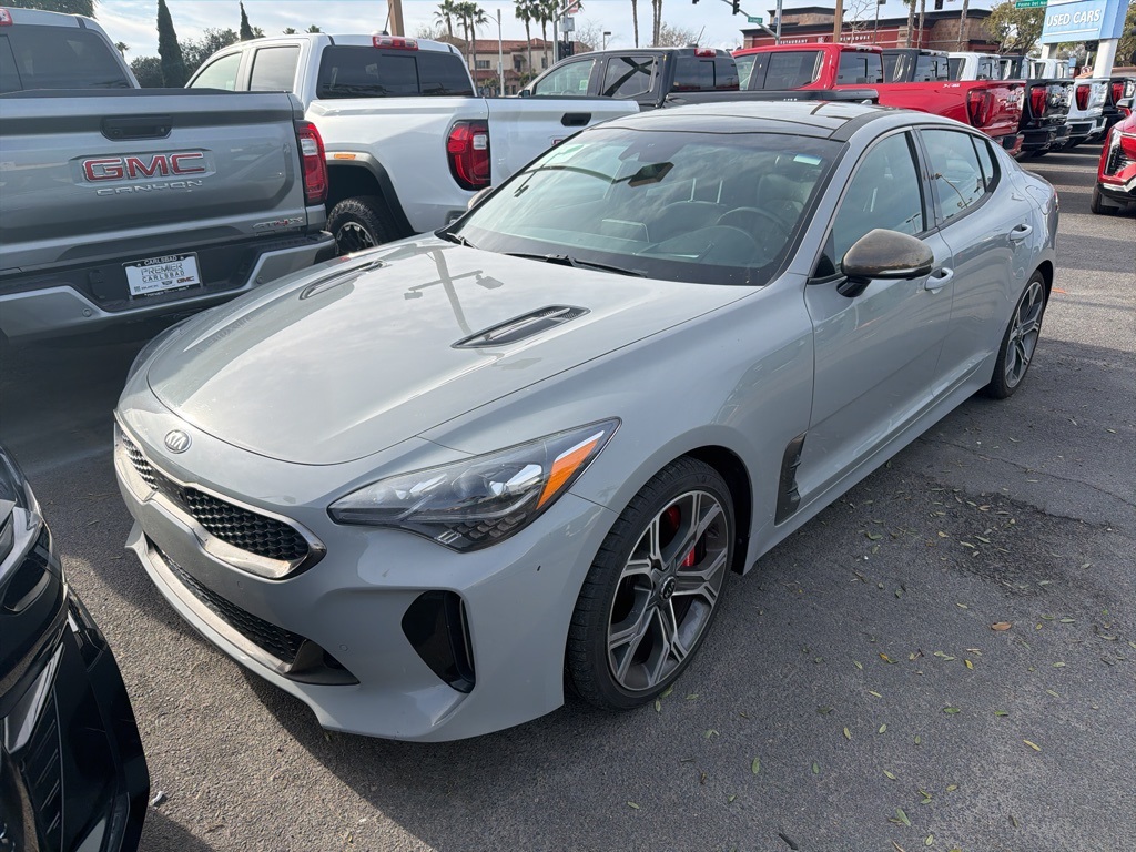 2020 Kia Stinger GT2's photo