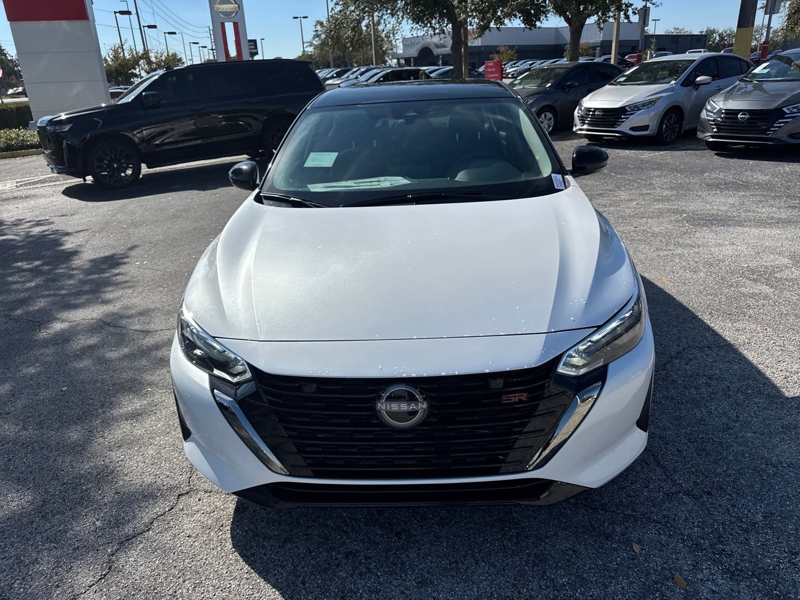 2025 Nissan Sentra SR photo 3