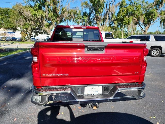 2024 Chevrolet Silverado 1500 LT photo 4
