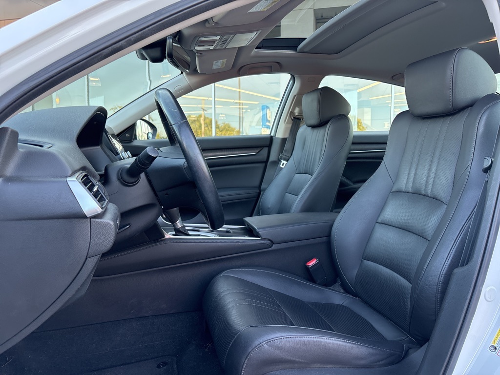 2019 Honda Accord EX-L photo 8