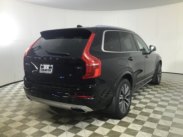 2020 Volvo XC90 T5 Momentum photo 4