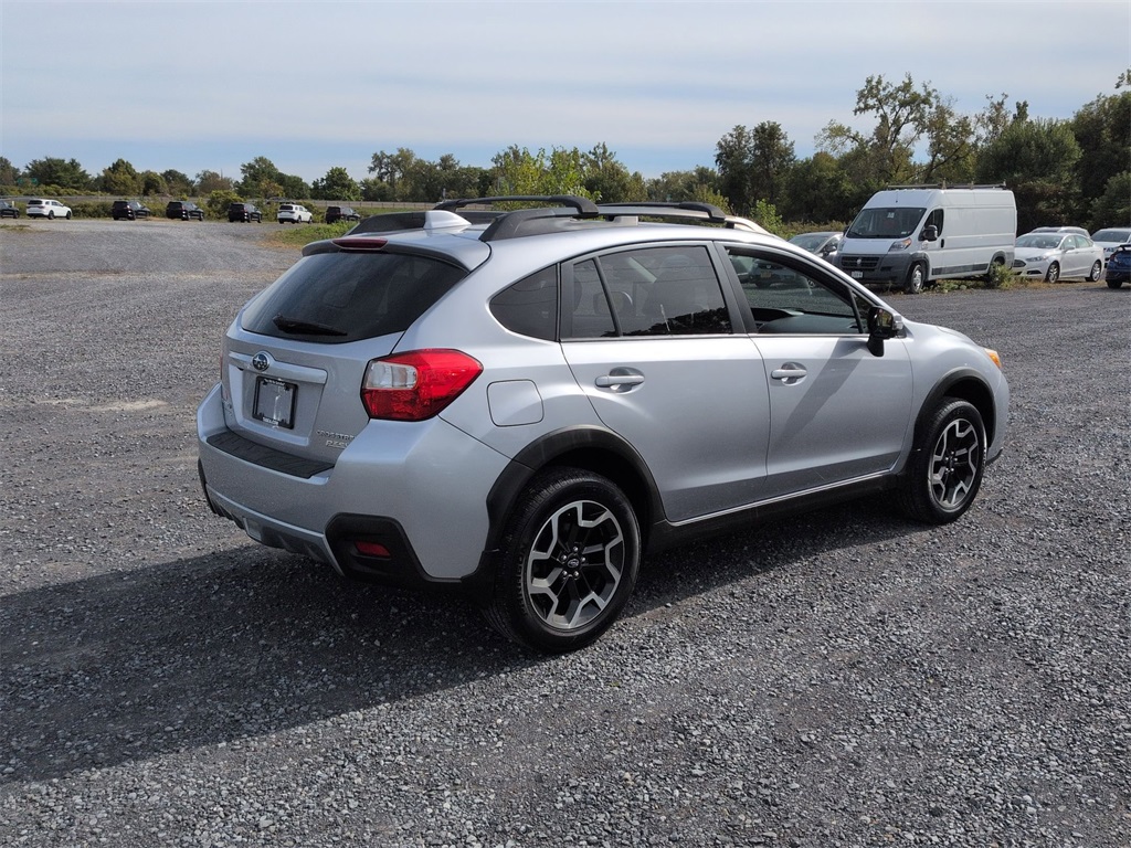 2016 Subaru Crosstrek 2.0i Limited photo 3