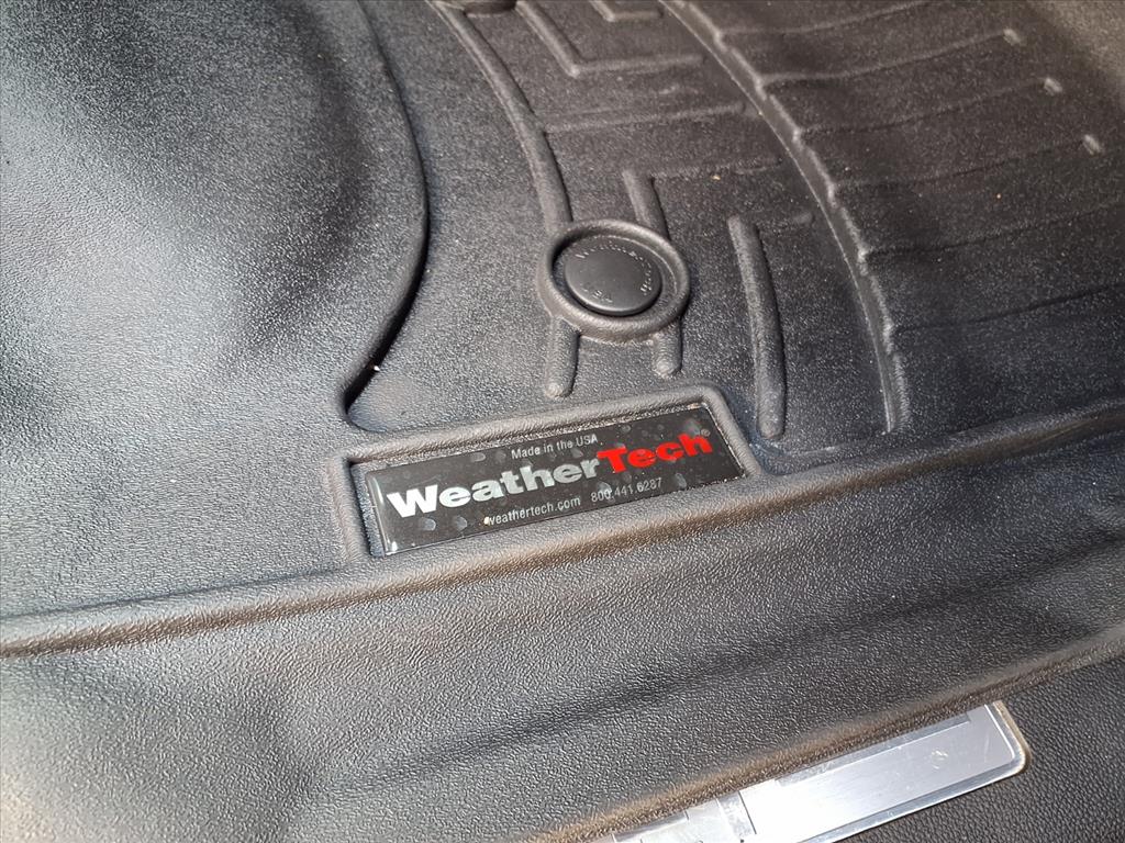 2018 Chevrolet Tahoe LT photo 27