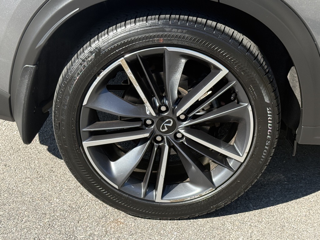 2024 Infiniti QX50 SPORT photo 8