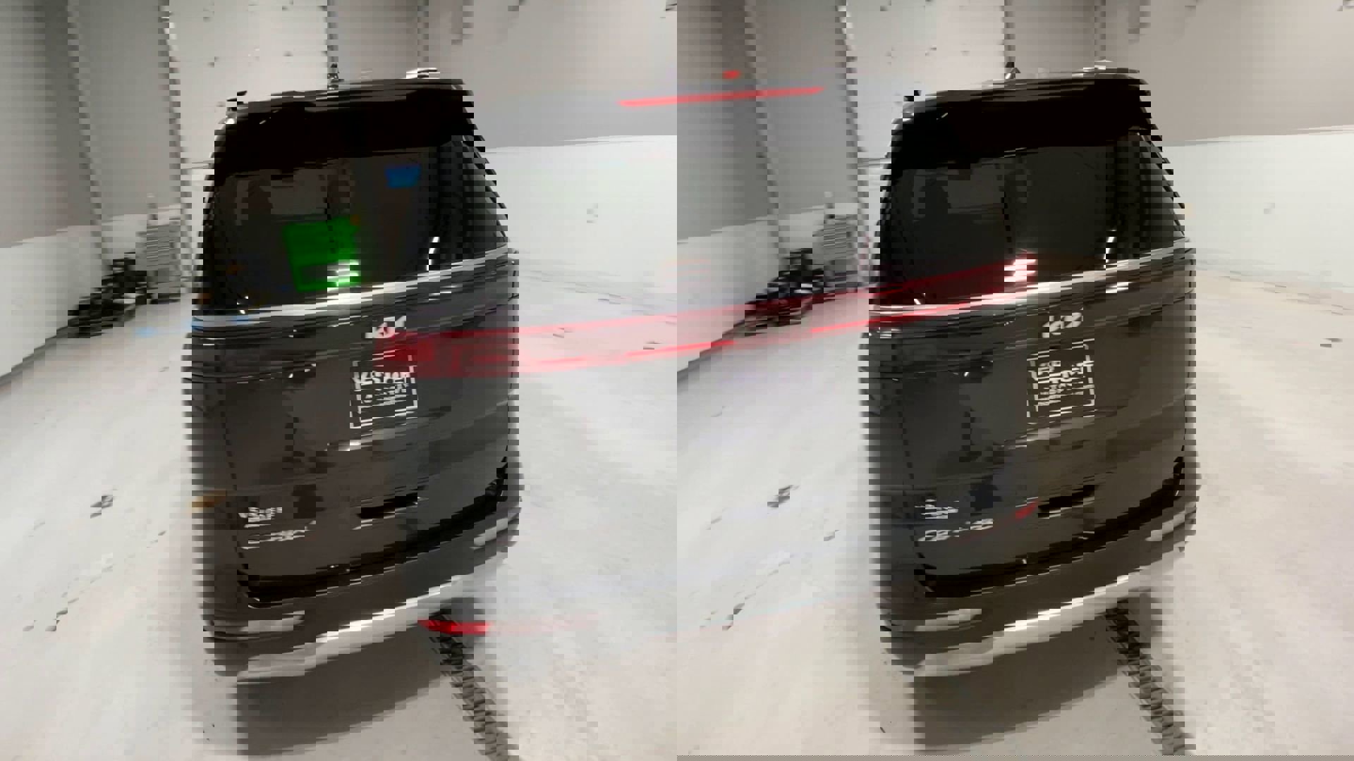 2022 Kia Carnival SX photo 7