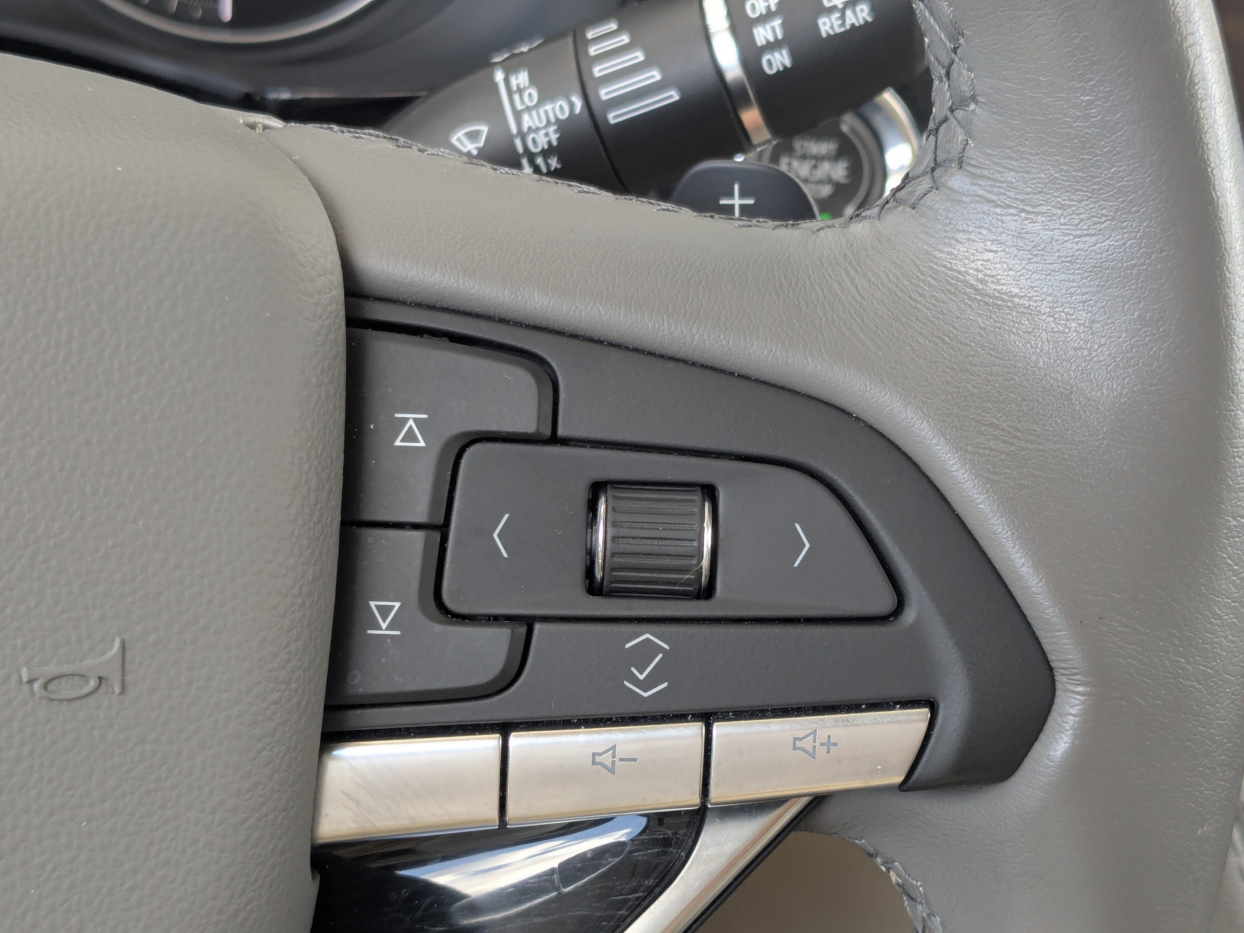 2024 Cadillac XT6 Premium Luxury photo 15