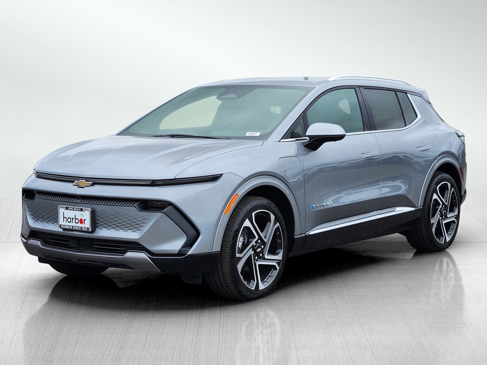2026 Chevrolet Equinox EV LT photo 3