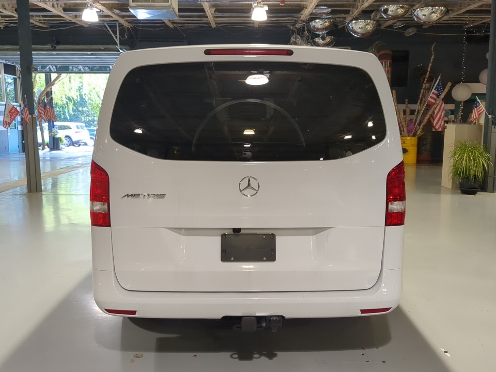 2023 Mercedes Benz Metris Passenger Van photo 6