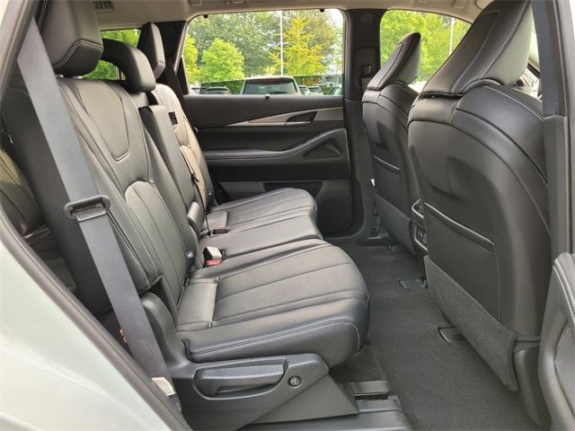 2024 Infiniti QX60 Luxe photo 14