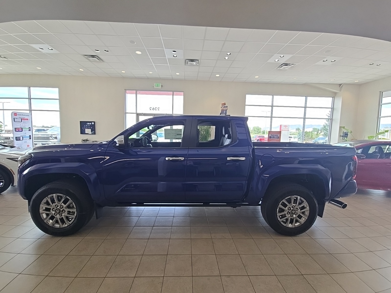2025 Toyota Tacoma Limited 4x4 Double Cab photo 5