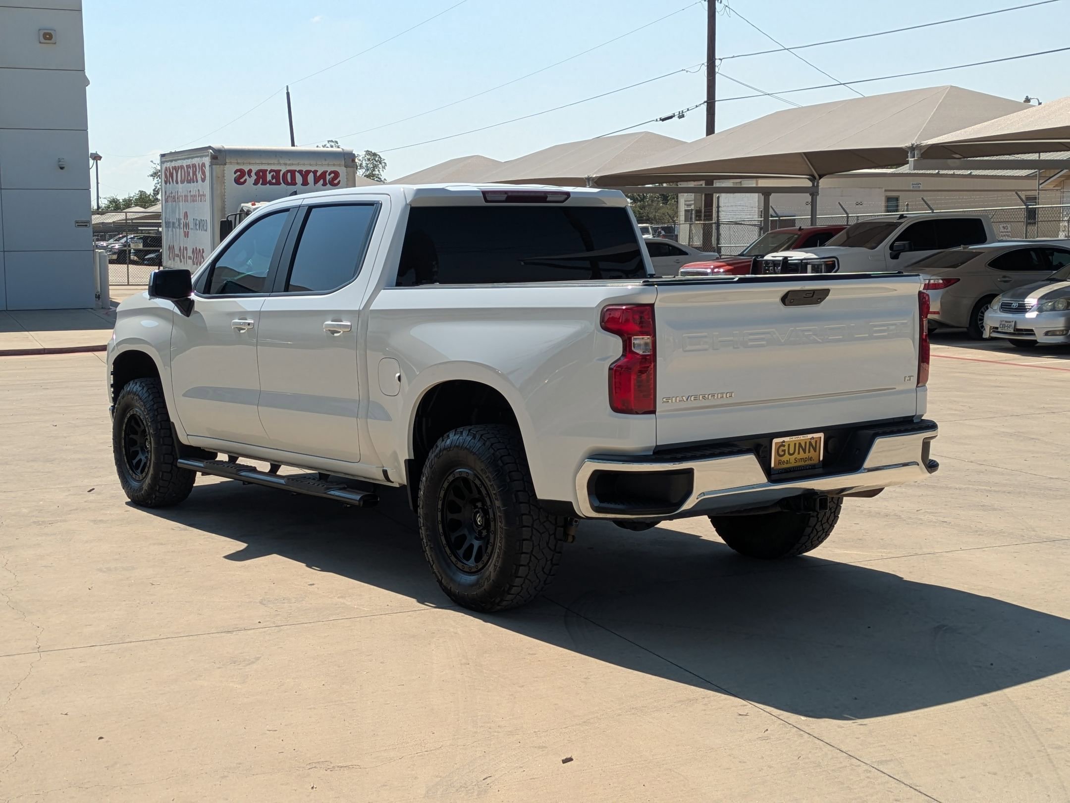 2021 Chevrolet Silverado 1500 LT photo 5