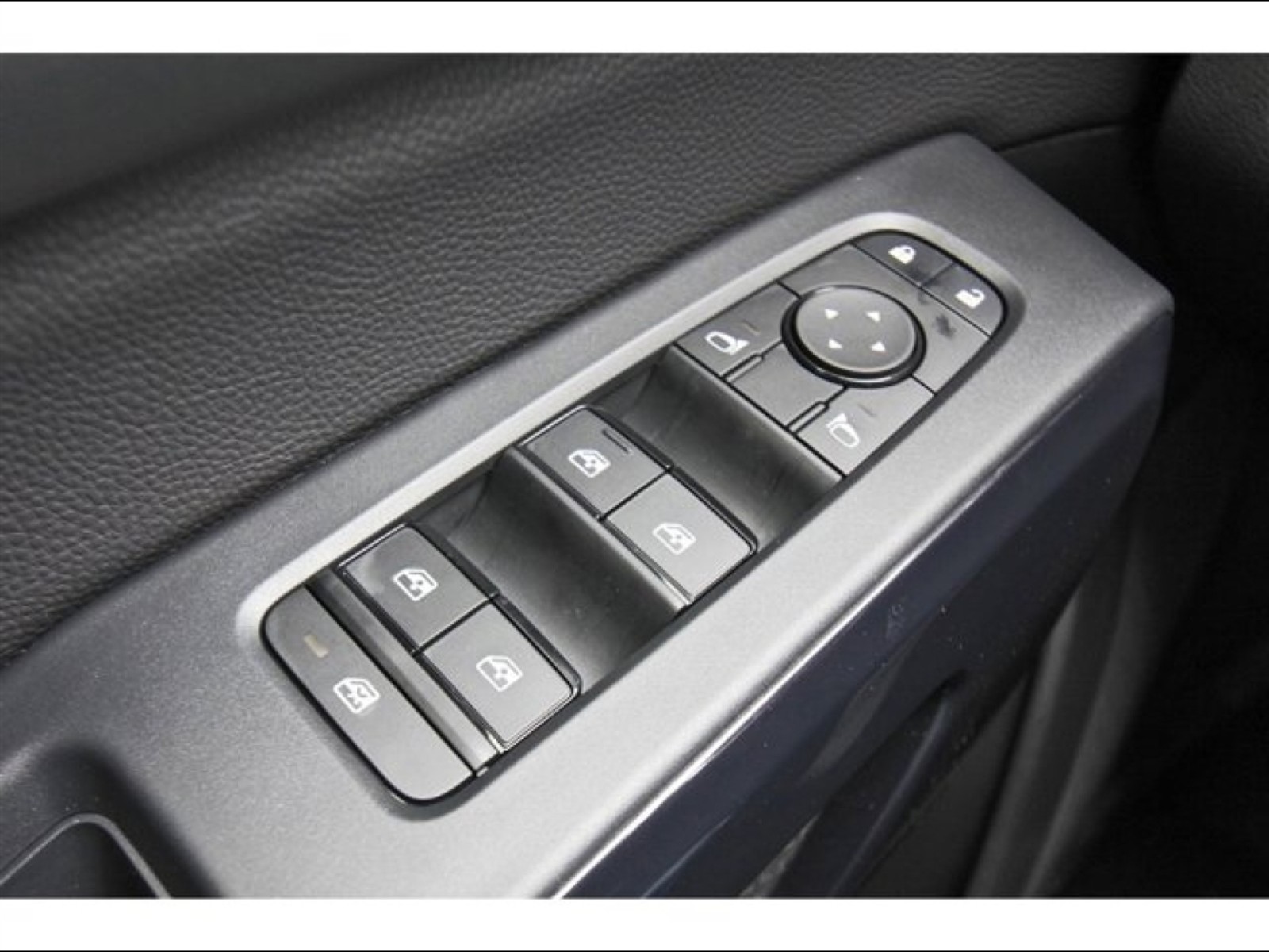 2025 Nissan Pathfinder SV Black at Sterling McCall Nissan