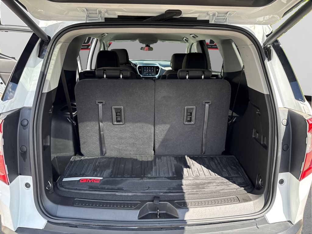 2023 Gmc Acadia SLE photo 11