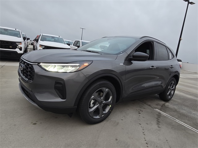 2025 Ford Escape ST-Line photo 4
