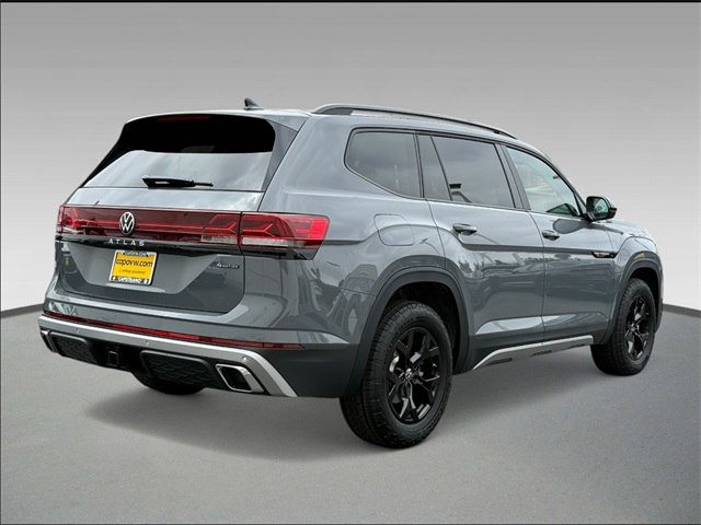 2025 Volkswagen Atlas Peak Edition SE photo 4