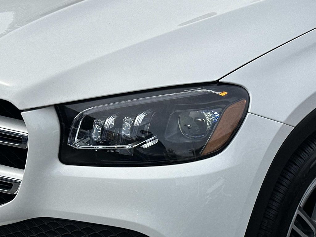 2022 Mercedes Benz GLS 450 4MATIC photo 2