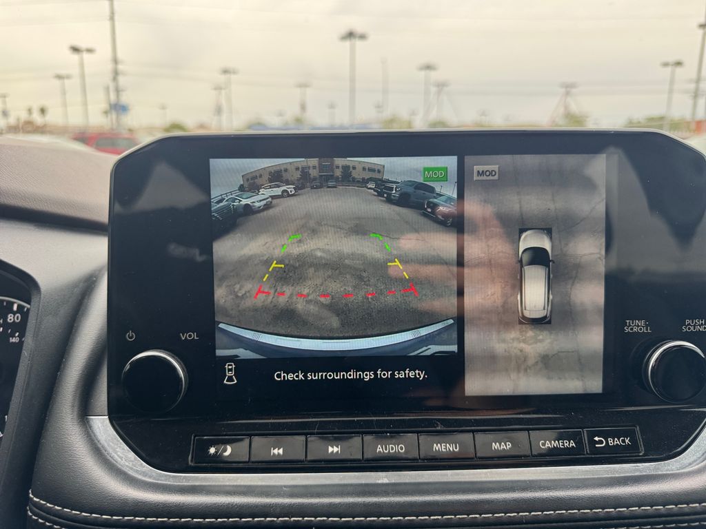 2021 Nissan Rogue SL photo 16