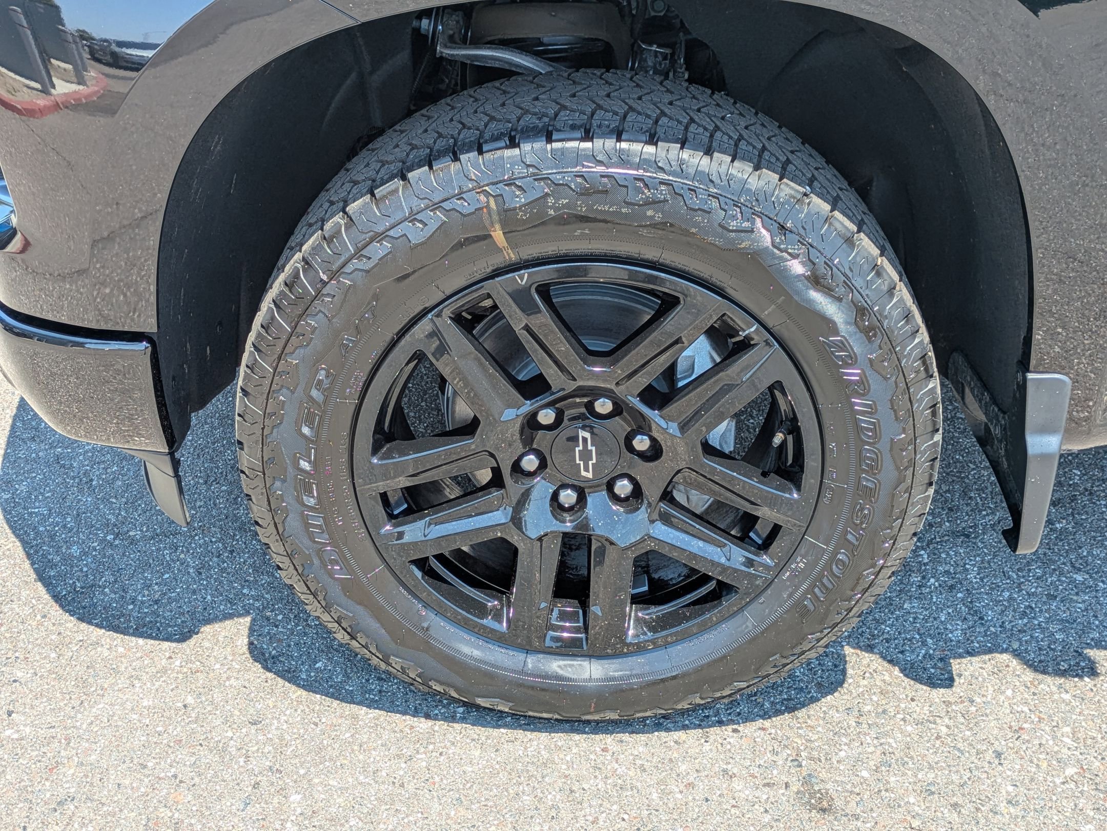 2025 Chevrolet Silverado 1500 RST photo 6