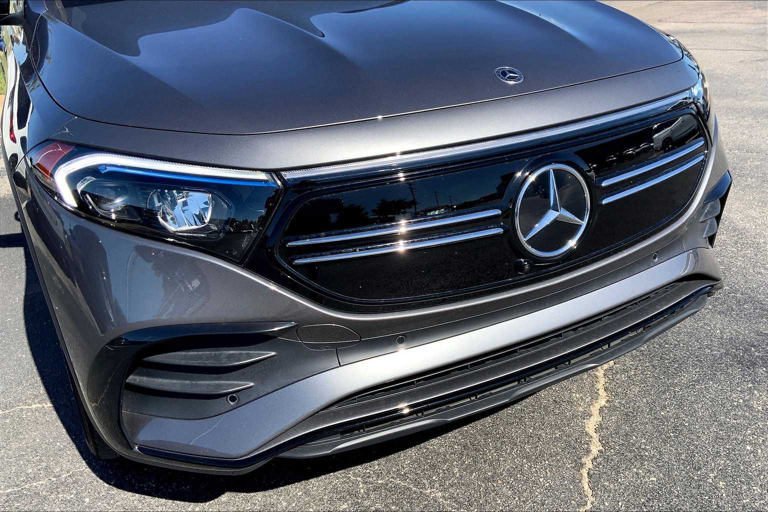2023 Mercedes Benz EQB 350 4MATIC photo 27
