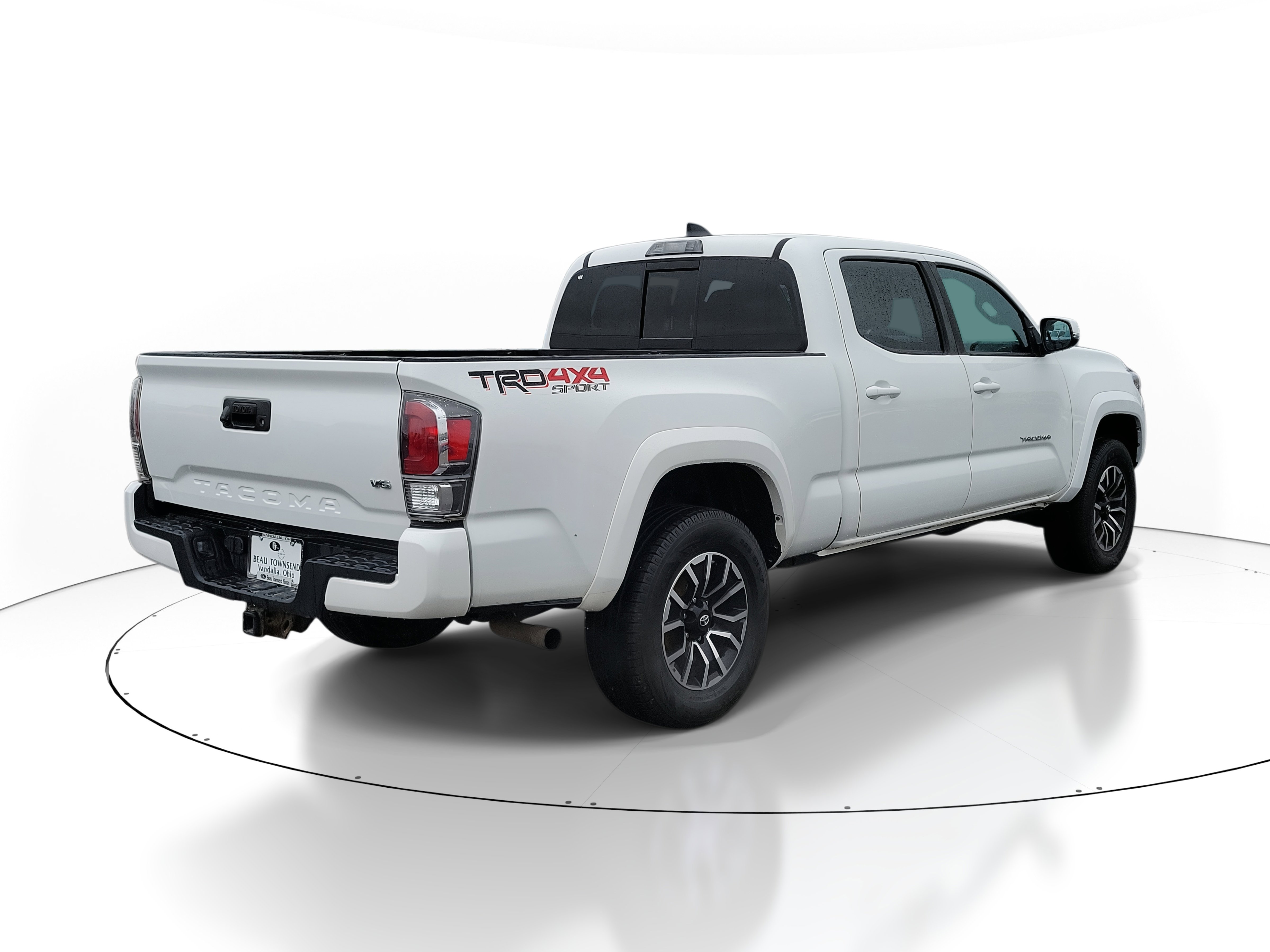 2020 Toyota Tacoma TRD Sport photo 4