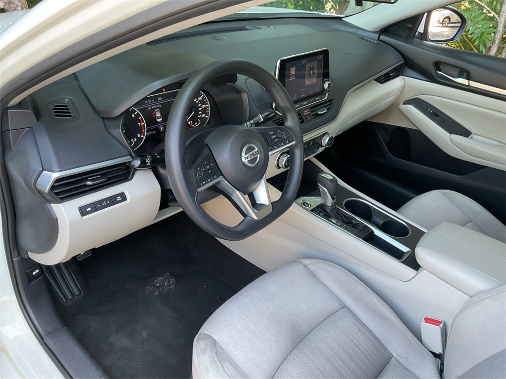 2022 Nissan Altima 2.5 SV photo 21