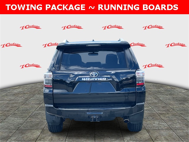 2018 Toyota 4Runner SR5 photo 4