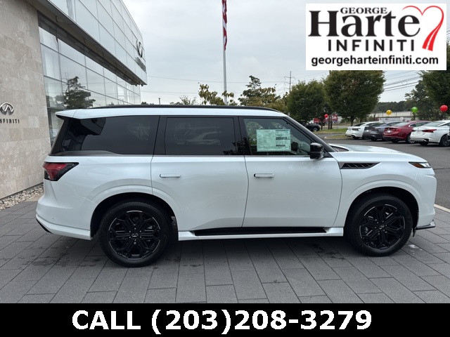 2026 Infiniti QX80 Sensory photo 8