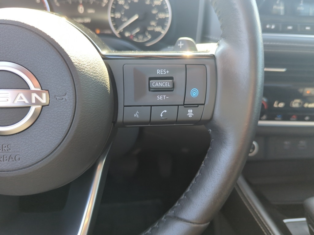 2022 Nissan Rogue SL photo 24