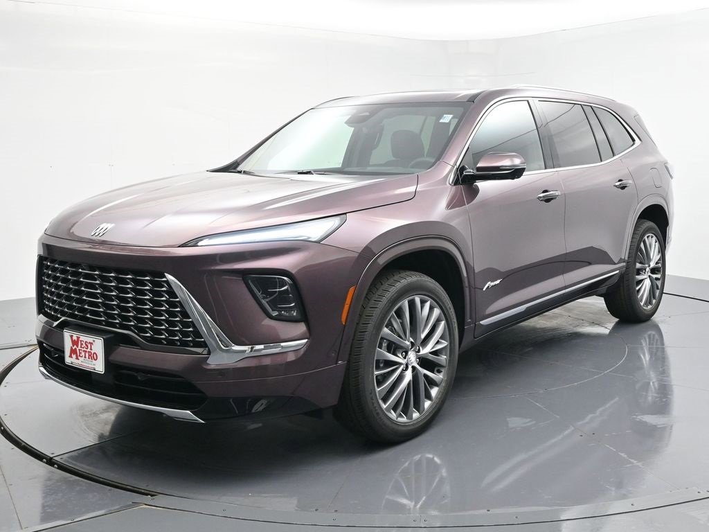 2026 Buick Enclave Avenir's photo
