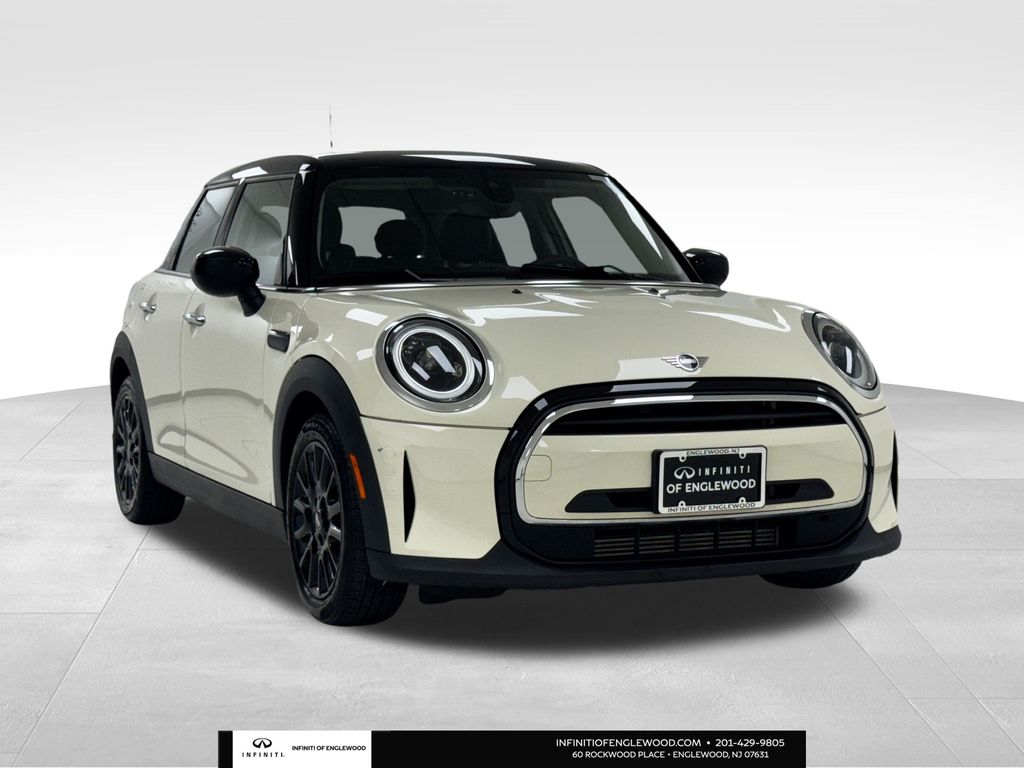2022 MINI Hardtop 4 Door's photo