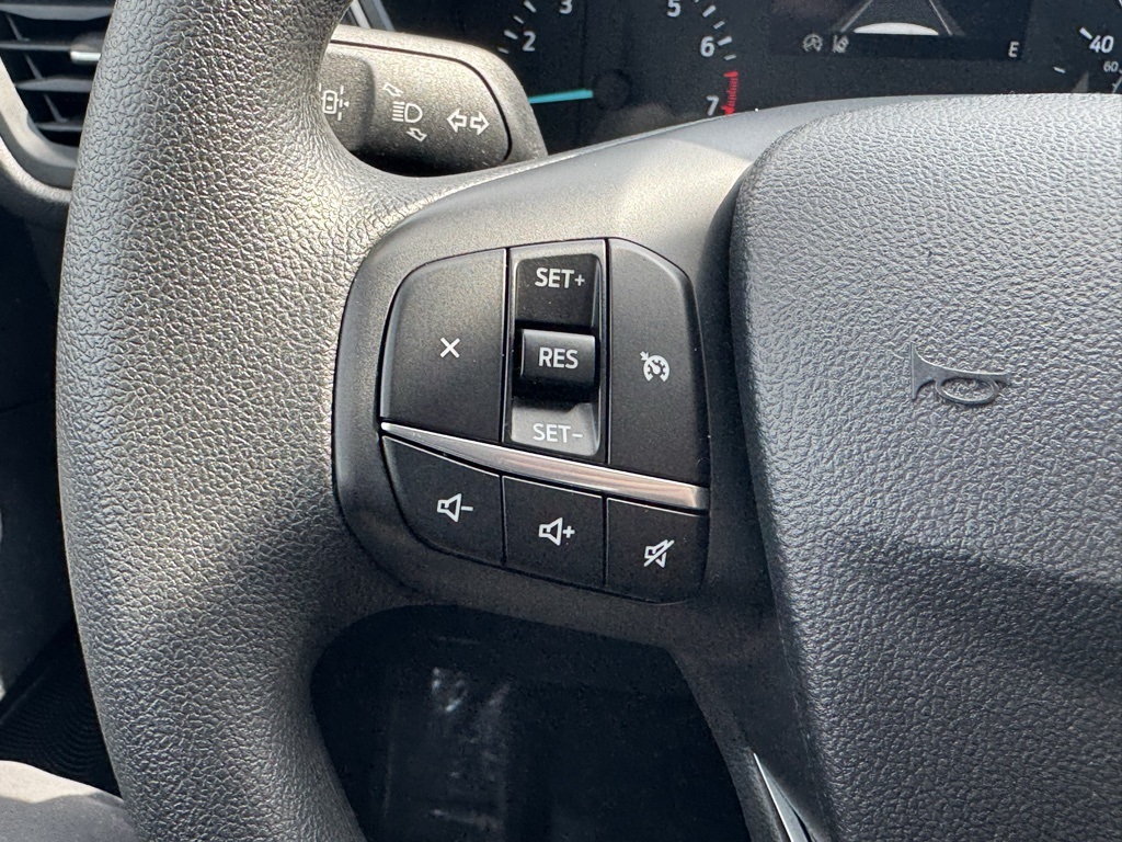 2022 Ford Escape SE Sport photo 23