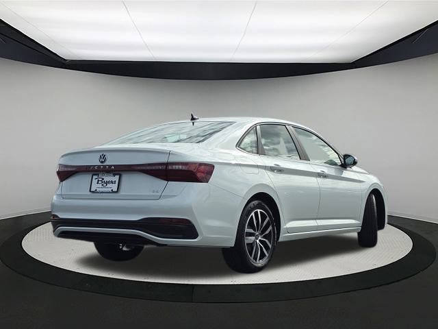 2026 Volkswagen Jetta SE photo 8