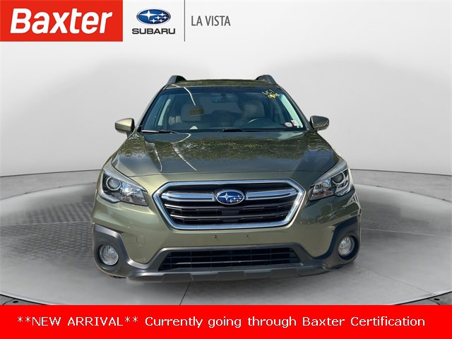 2018 Subaru Outback Premium photo 2