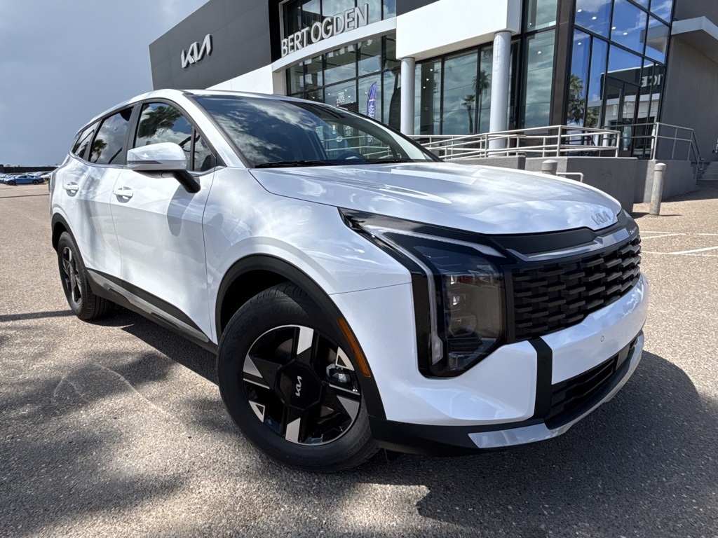 2026 Kia Sportage LX's photo