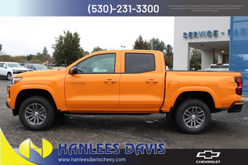 2026 Chevrolet Colorado LT photo 2