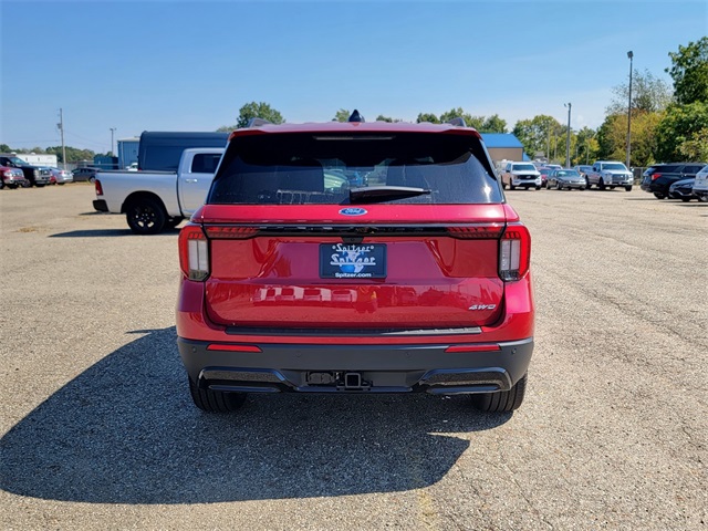 2025 Ford Explorer ST-Line photo 3