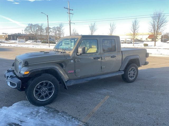 2020 Jeep Gladiator Overland's photo