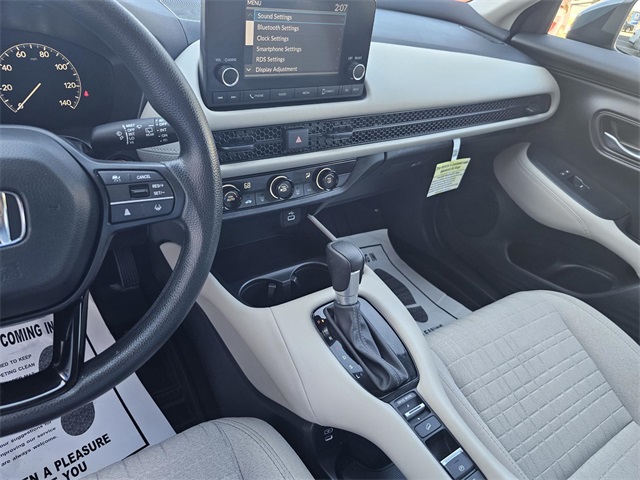 2025 Honda HR-V LX photo 29