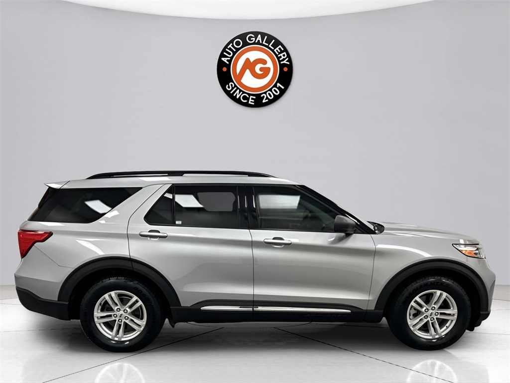 2021 Ford Explorer XLT photo 8
