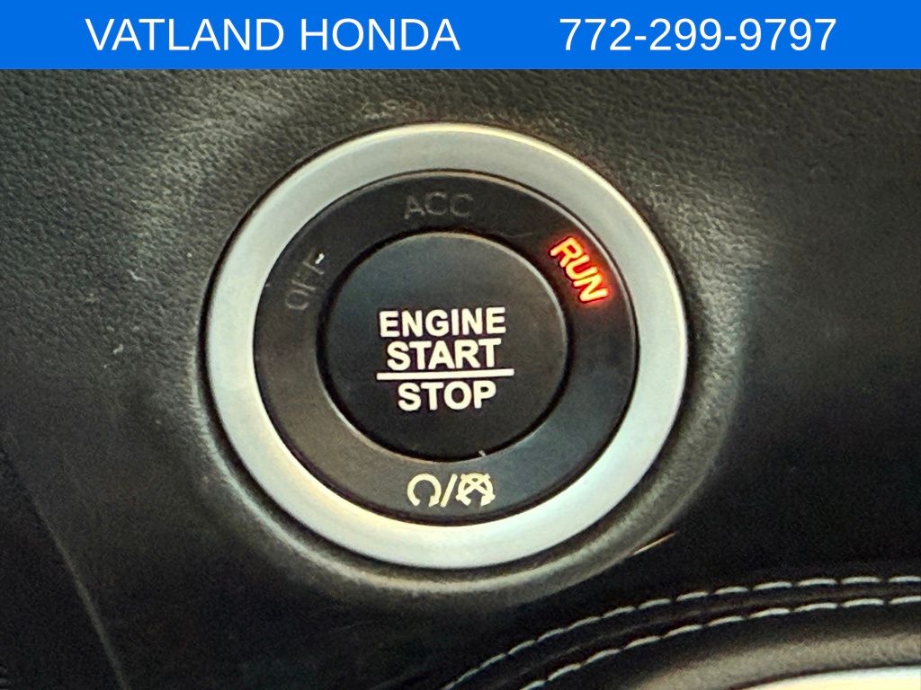 2021 Dodge Challenger SXT photo 18
