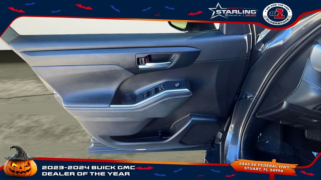 2022 Toyota Highlander XLE photo 27