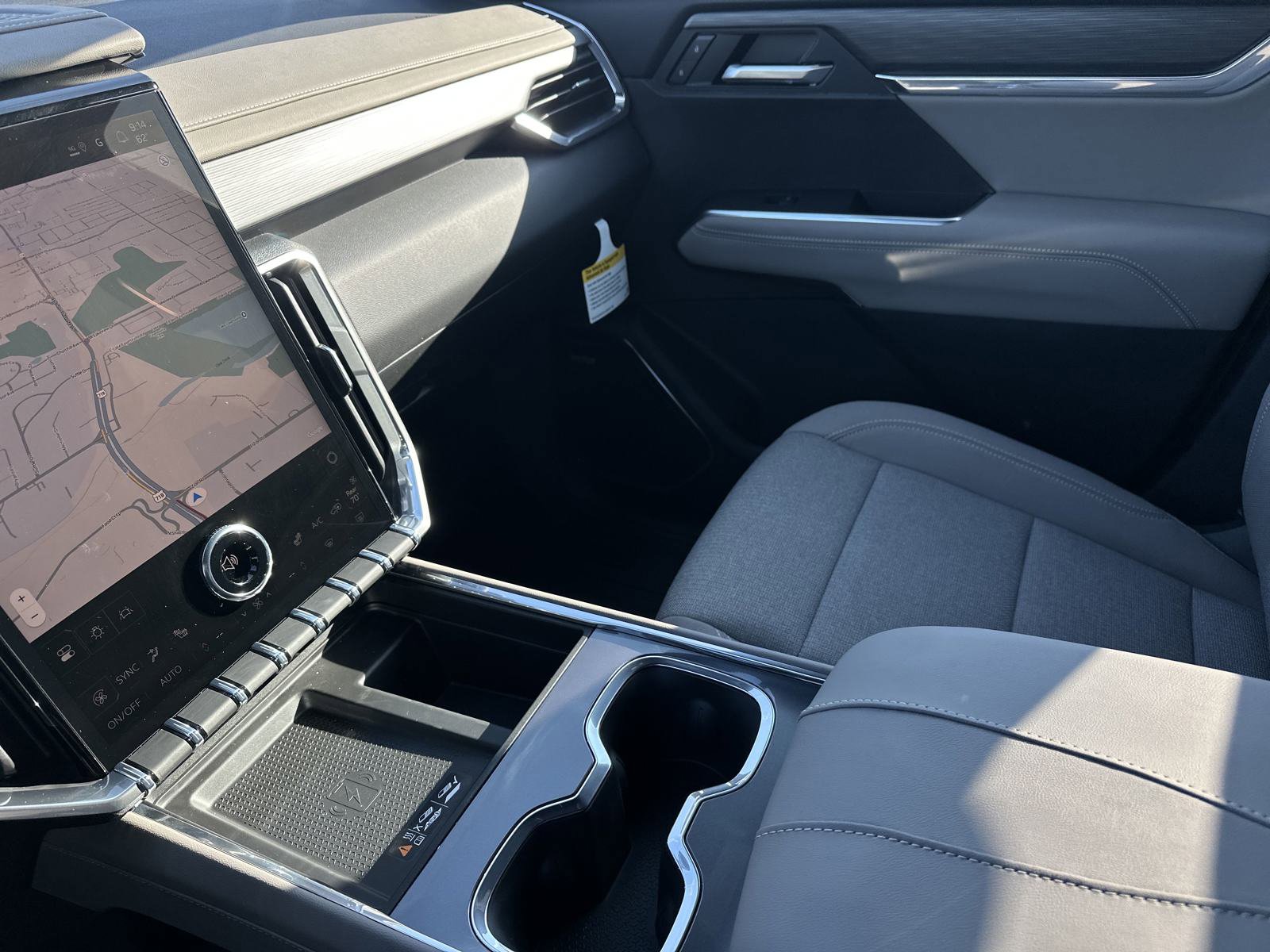 2025 Gmc Acadia Elevation photo 21