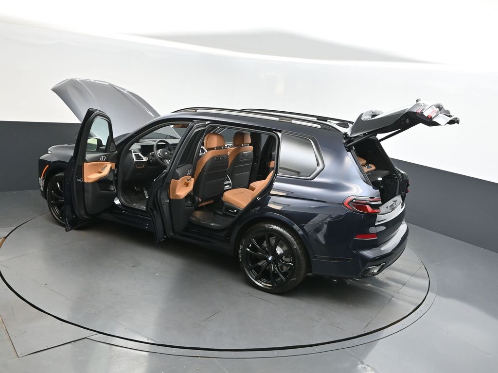 2026 Bmw X7 xDrive40i photo 2