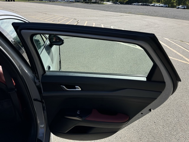 2023 Kia K5 GT-Line photo 14