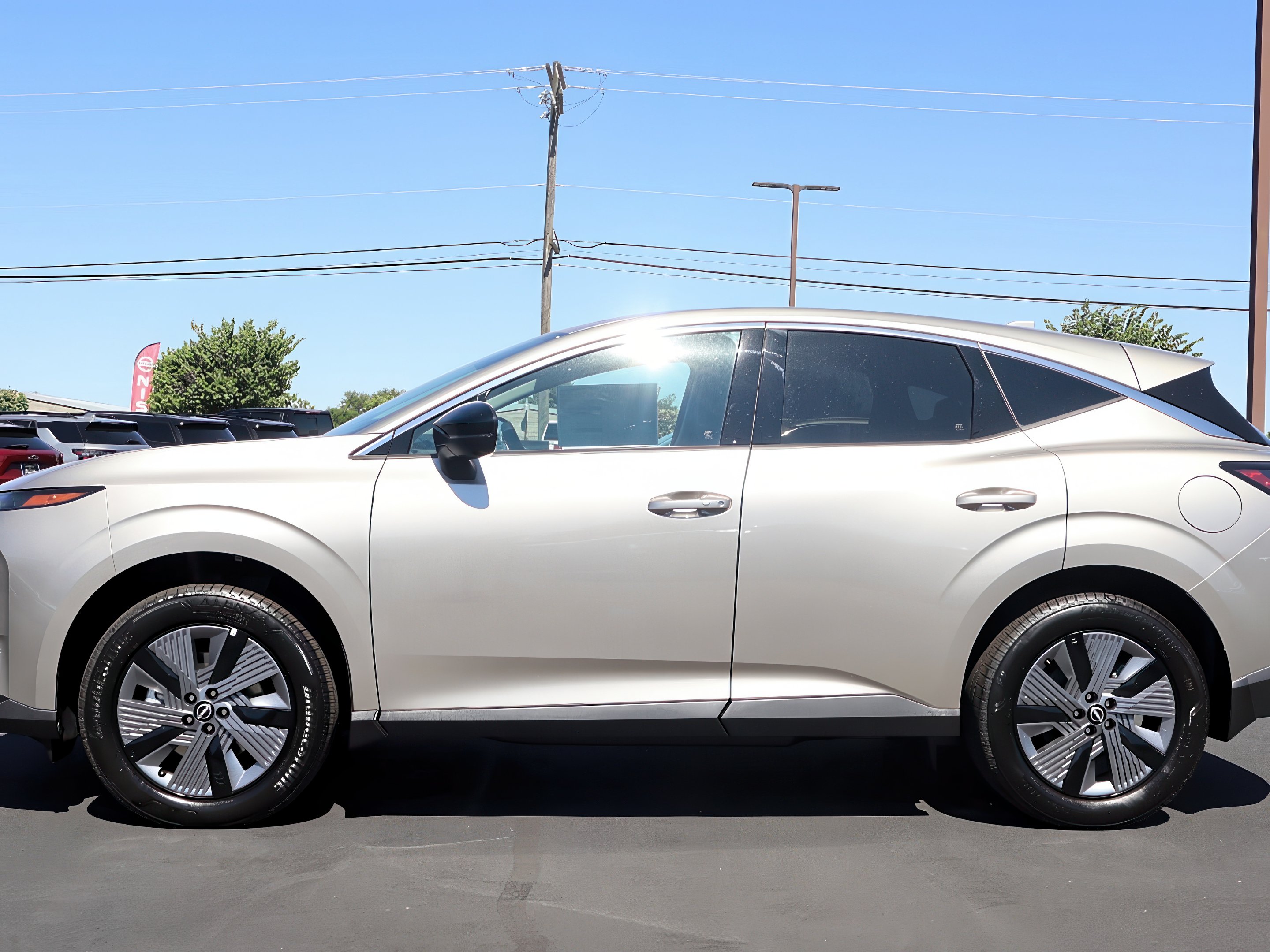 2025 Nissan Murano SL photo 3